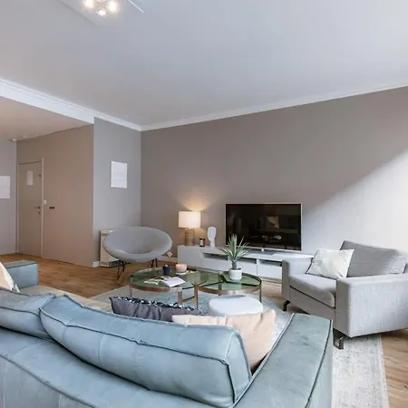 Huswell - Modern In Heart Of With Terrace *