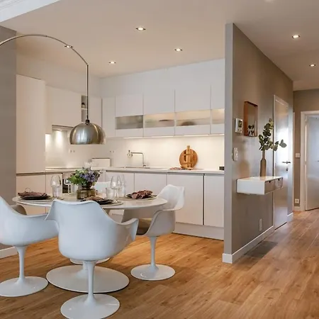 Huswell - Modern In Heart Of With Terrace *