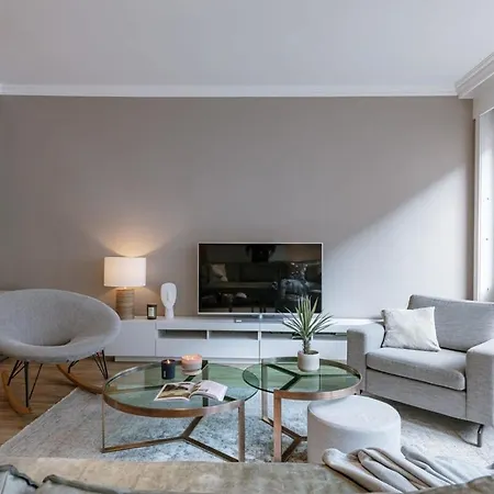 Appartement Huswell - Modern In Heart Of With Terrace