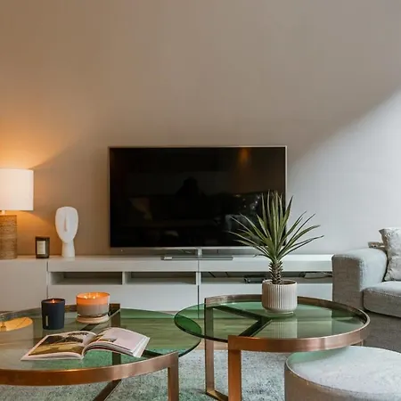 Casiola - Modern In Heart Of With Terrace