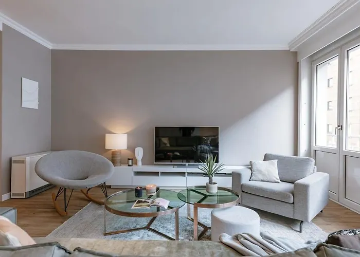 Casiola - Modern In Heart Of With Terrace アパート