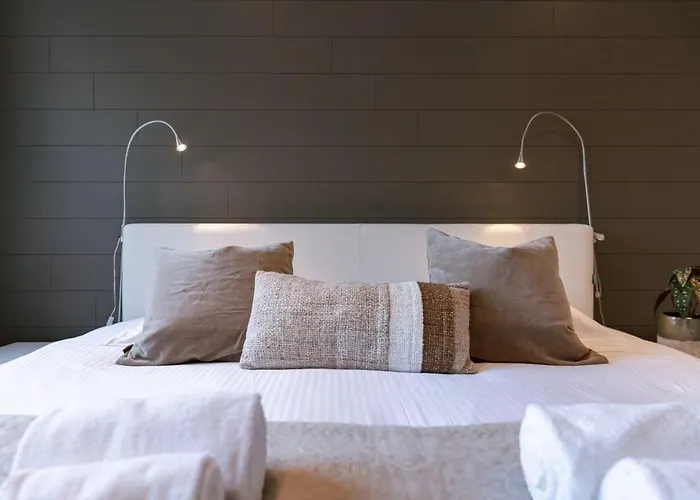 Casiola - Modern In Heart Of With Terrace