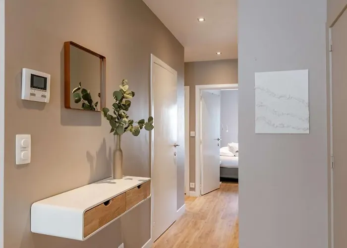 アパート Casiola - Modern In Heart Of With Terrace クノック・ヘイスト