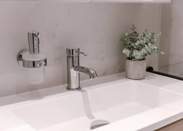 Casiola - Modern In Heart Of With Terrace