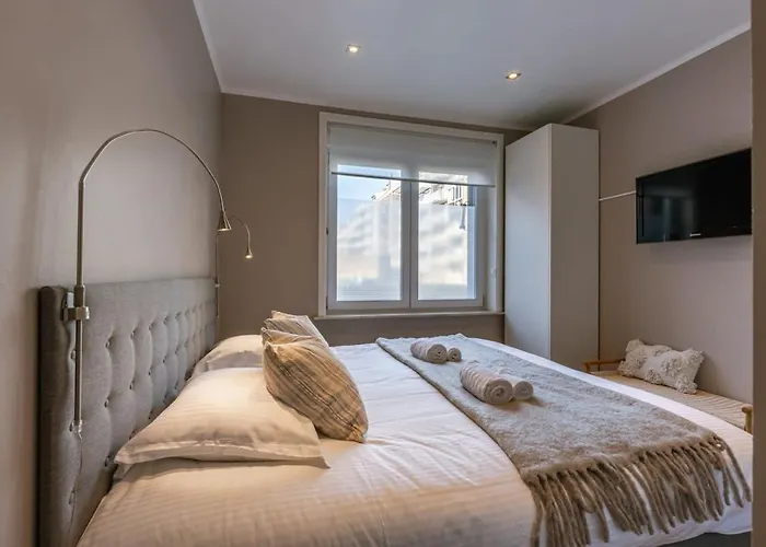 アパート Casiola - Modern In Heart Of With Terrace *