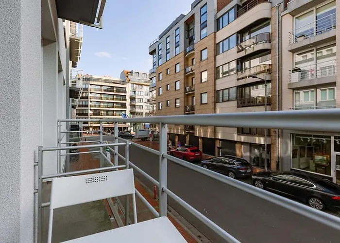 Casiola - Modern In Heart Of With Terrace アパート